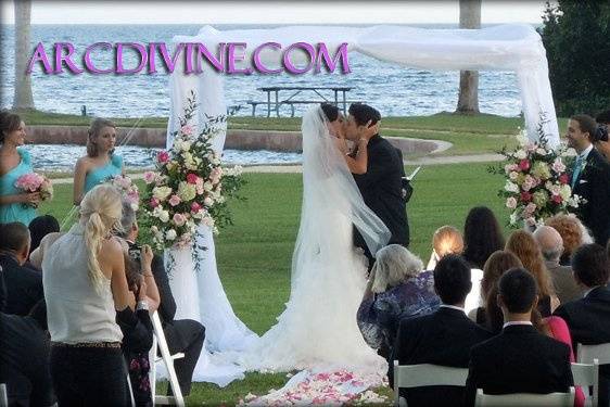 ArcDivine.com :: Miami Acrylic Chuppah Wedding Canopy Arch Rental Plastic Clear Glass