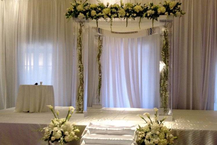 ArcDivine.com :: Miami Acrylic Chuppah Wedding Canopy Arch Rental Plastic Clear Glass