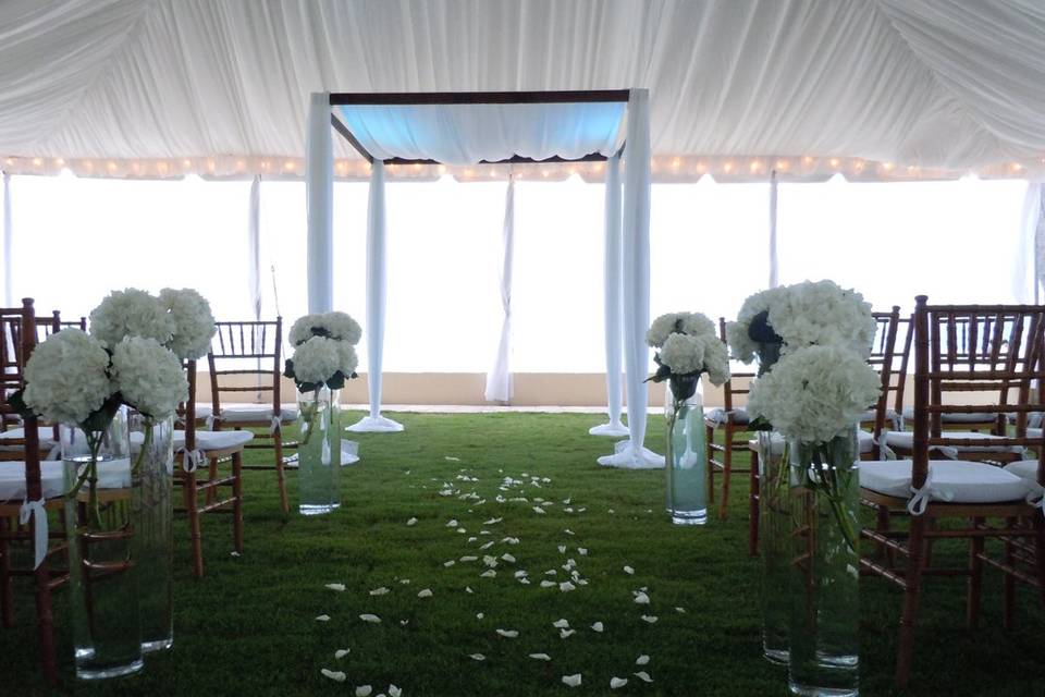 ArcDivine.com :: Miami Acrylic Chuppah Wedding Canopy Arch Rental Plastic Clear Glass