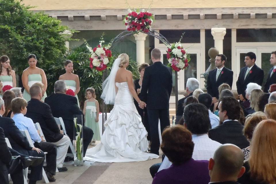 ArcDivine.com :: Miami Acrylic Chuppah Wedding Canopy Arch Rental Plastic Clear Glass