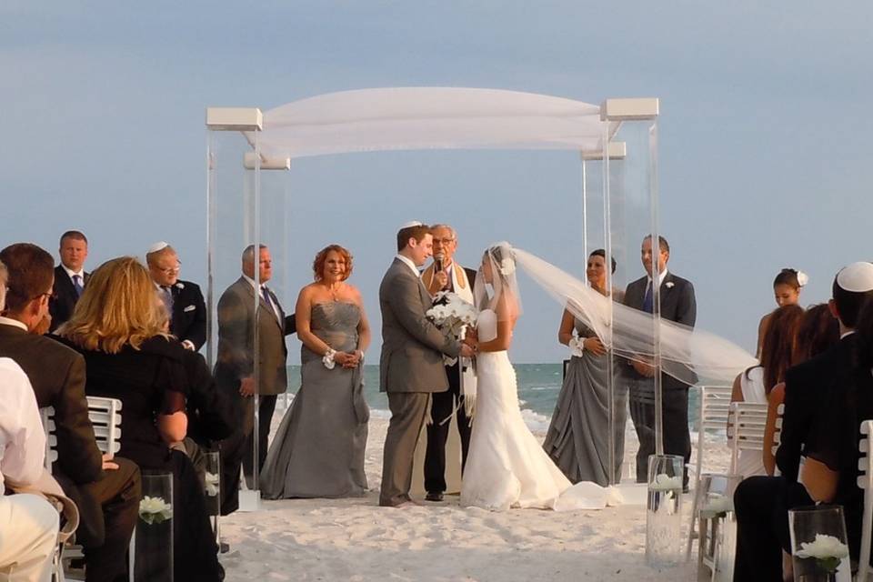 ArcDivine.com :: Miami Acrylic Chuppah Wedding Canopy Arch Rental Plastic Clear Glass