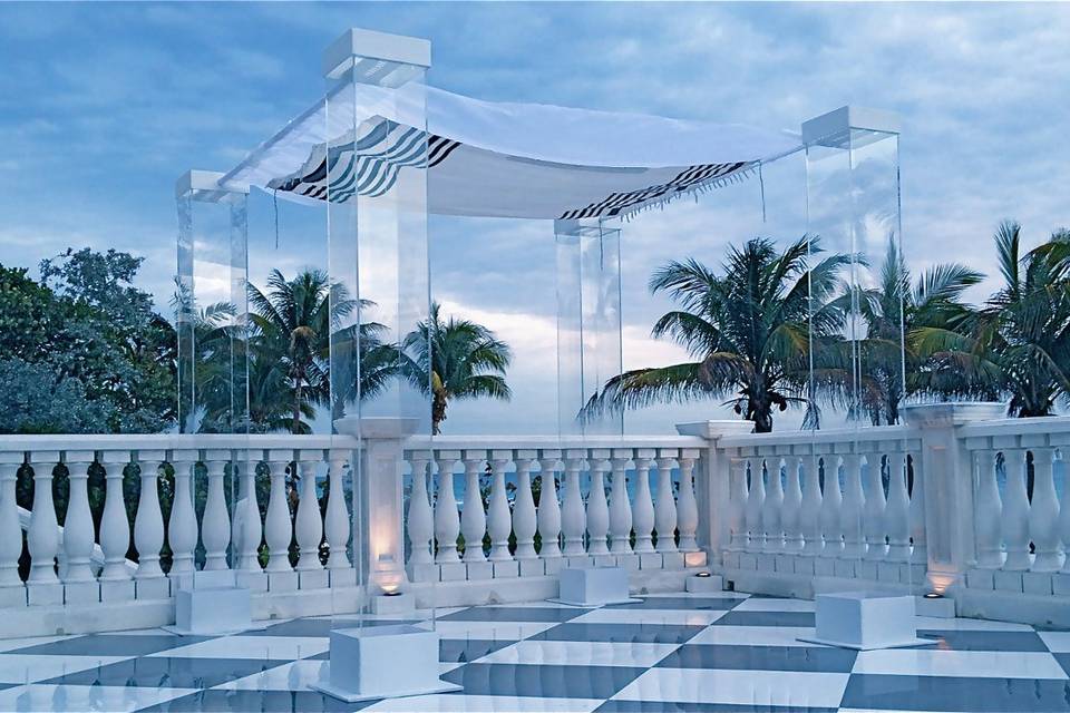 ArcDivine.com :: Miami Acrylic Chuppah Wedding Canopy Arch Rental Plastic Clear Glass