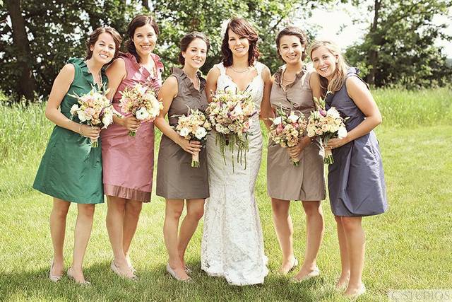 Bridal party | Photo by C Studios