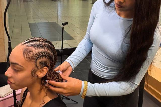 Ena’Vative Hair Studio