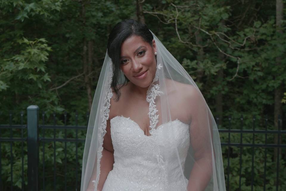 Bride at Ashton Gardens