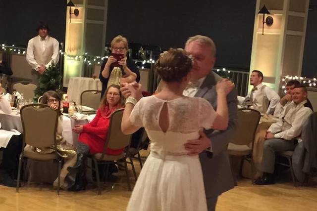 Father and daughter dance