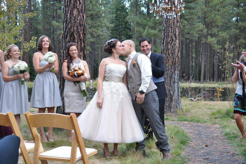 Wedding Ceremony at the Pond at Lake Creek Lodge in Camp Sherman, Metolius River area, Central Oregon.http://www.lakecreeklodge.com/receptions.php