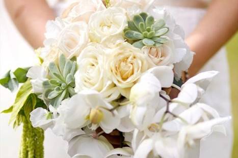 White bouquet