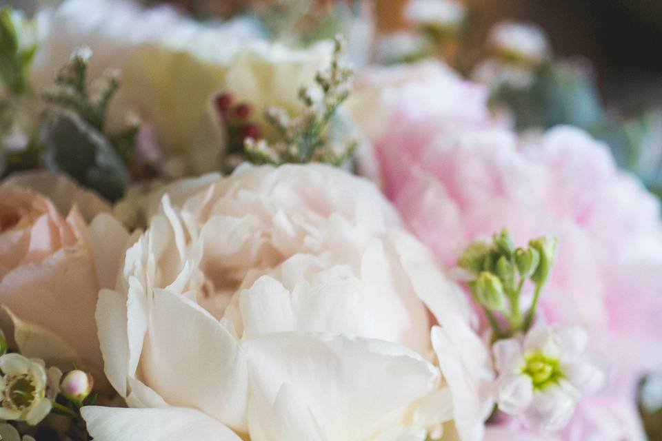 White flower bouquet