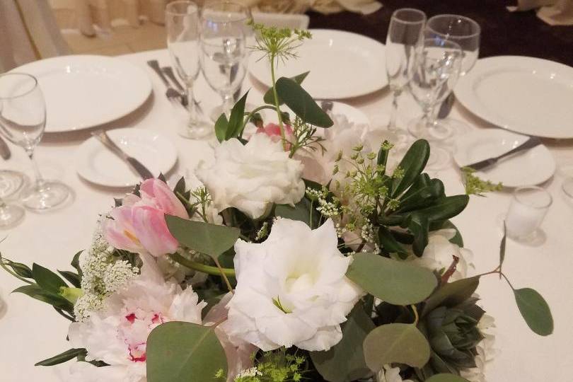 Country Club Wedding Flowers