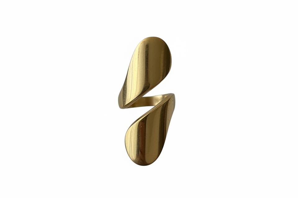 Zuri brass ring