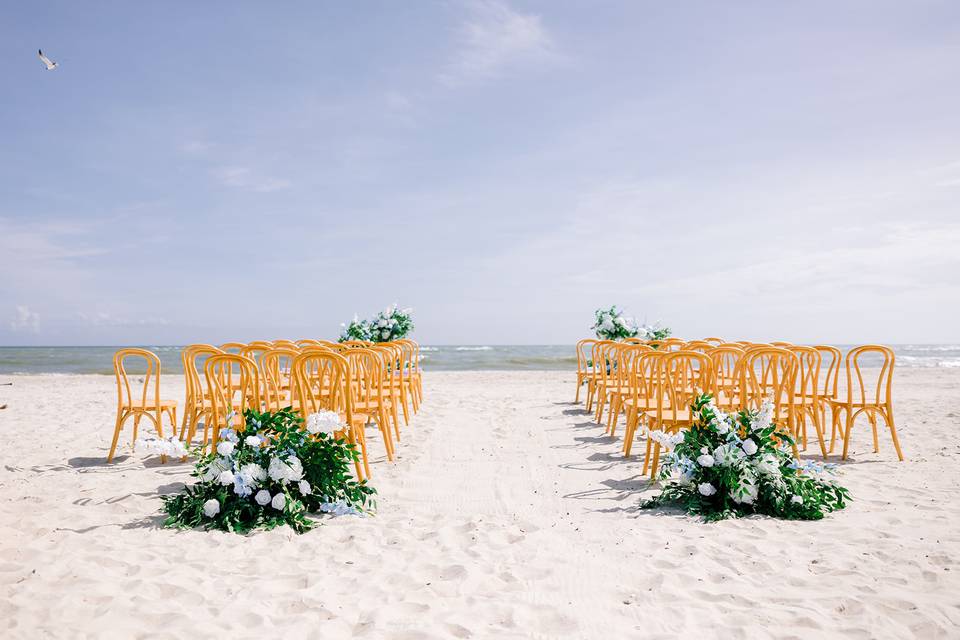 Happy & Hitched Event Co.