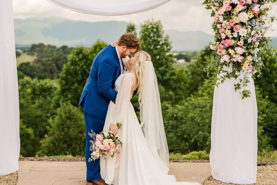 Happy & Hitched Events