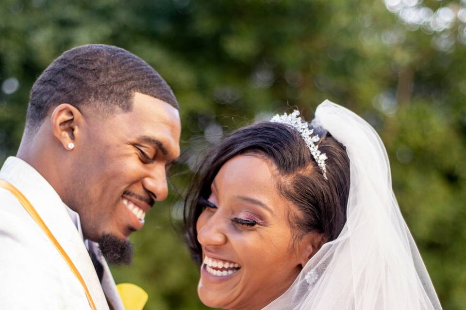 Joyful bridal portraits