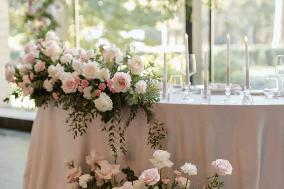 Sweetheart table