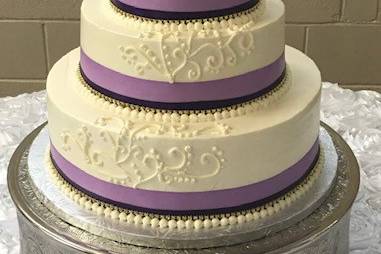 Purple scroll work buttercream