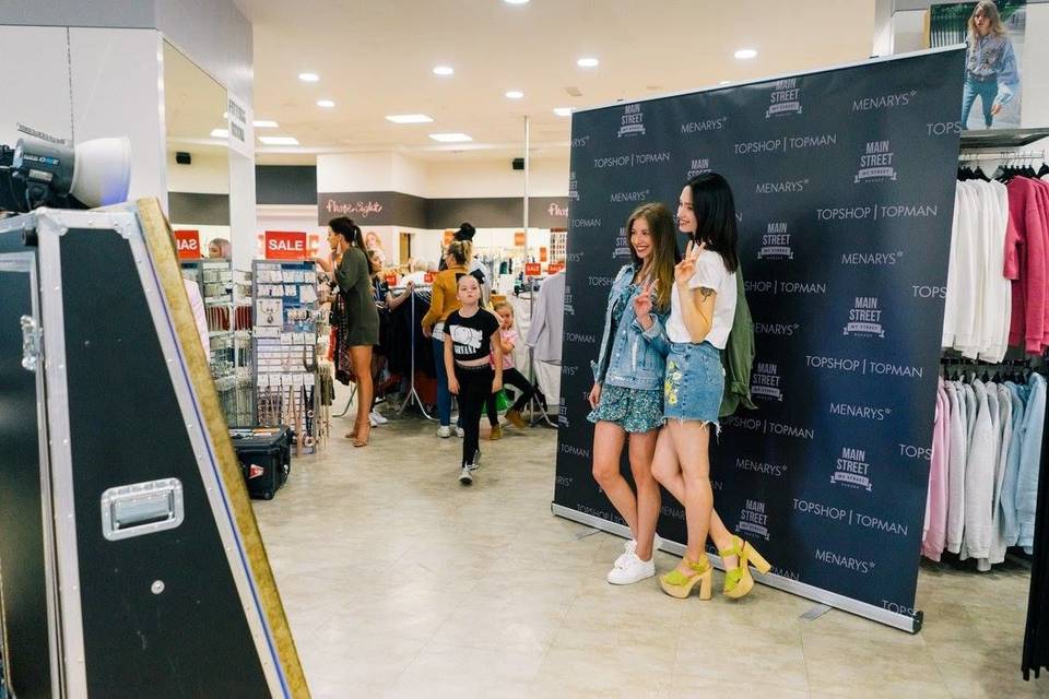 Magic Mirror / Flipbook Photo Booth