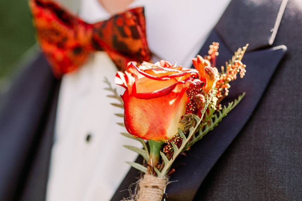 Grooms boutonnière on vest