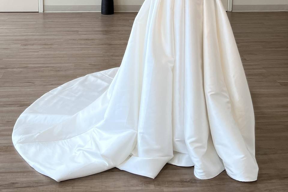 Wedding dress shopping is fun!