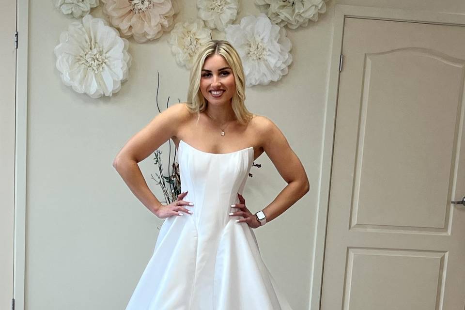 Flares Bridal and Formal - Reviews, Photos & Deals 2026 - Walnut Creek, CA  - WeddingWire