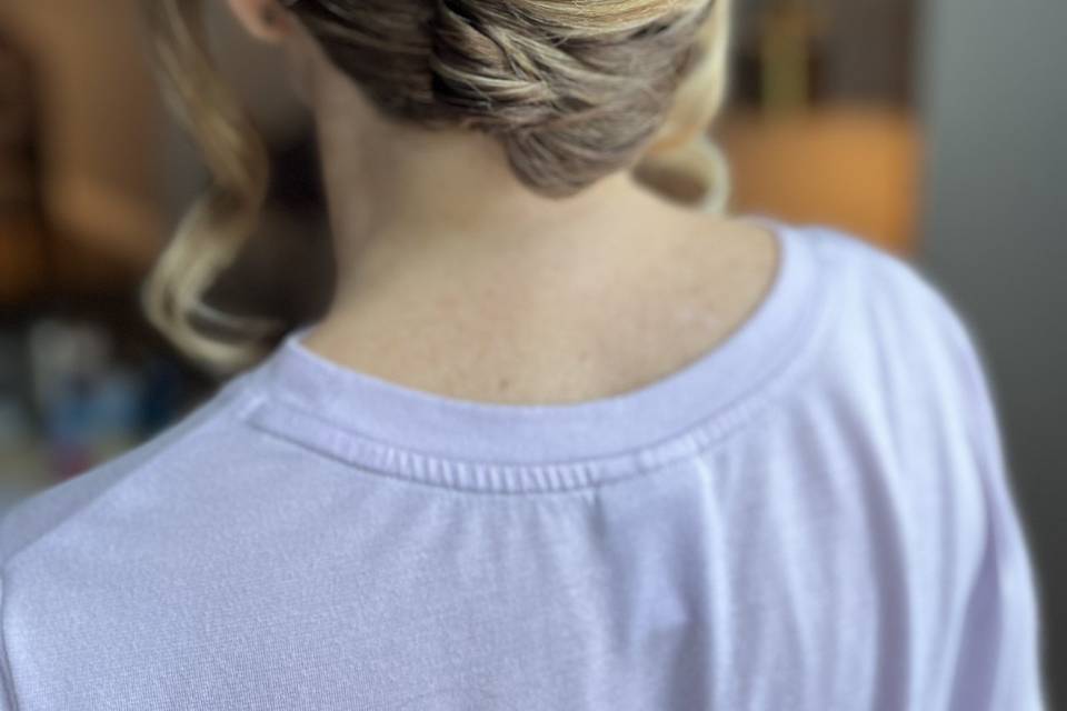 French Twist by Karle
