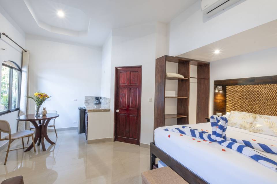 Queen Suites