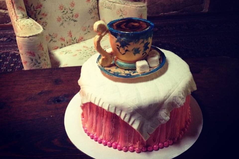 Teacup cake