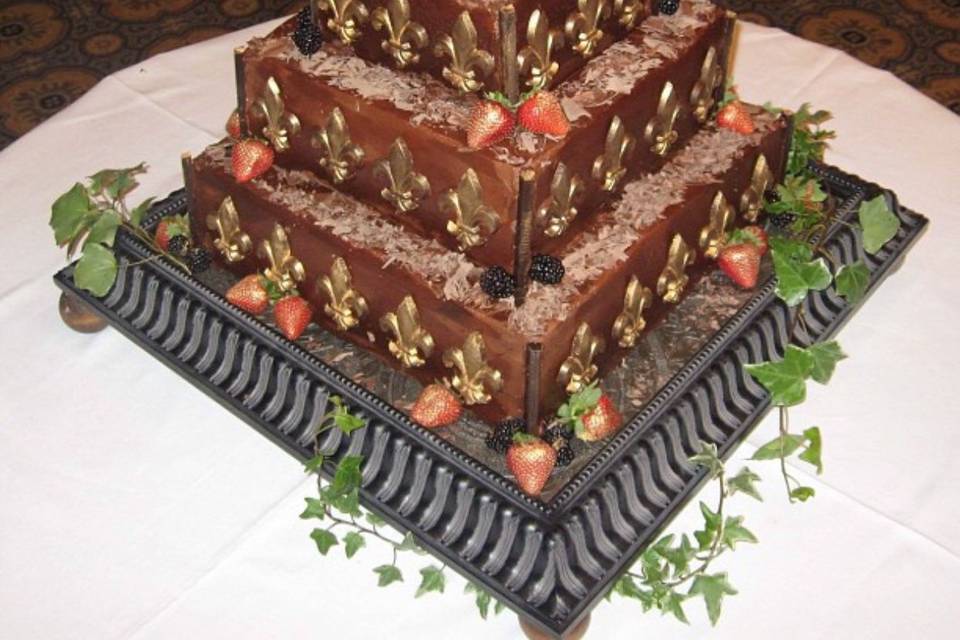 Chocolate wedding cake with strawberries