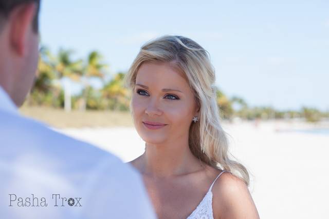 Casa Salon Bridal Hair and Airbrush Makeup