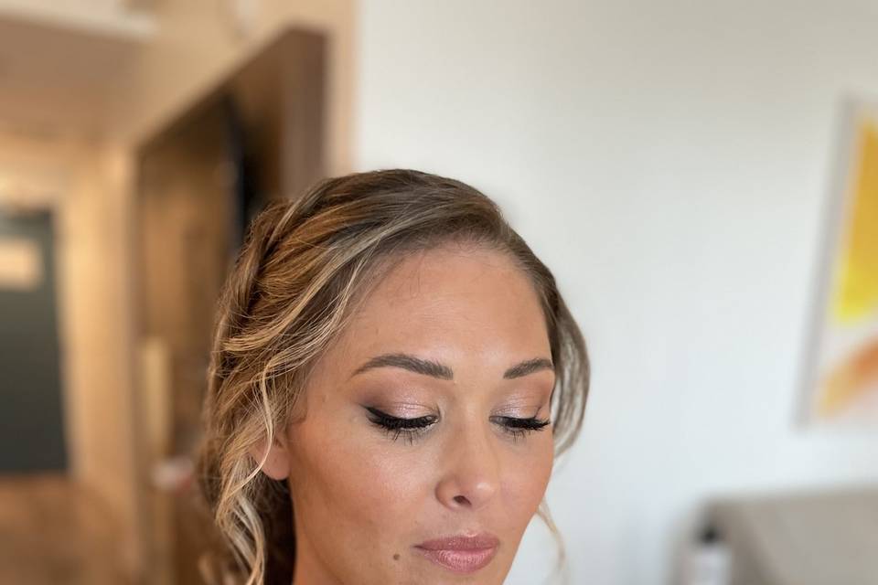 Natural  bridal makeup