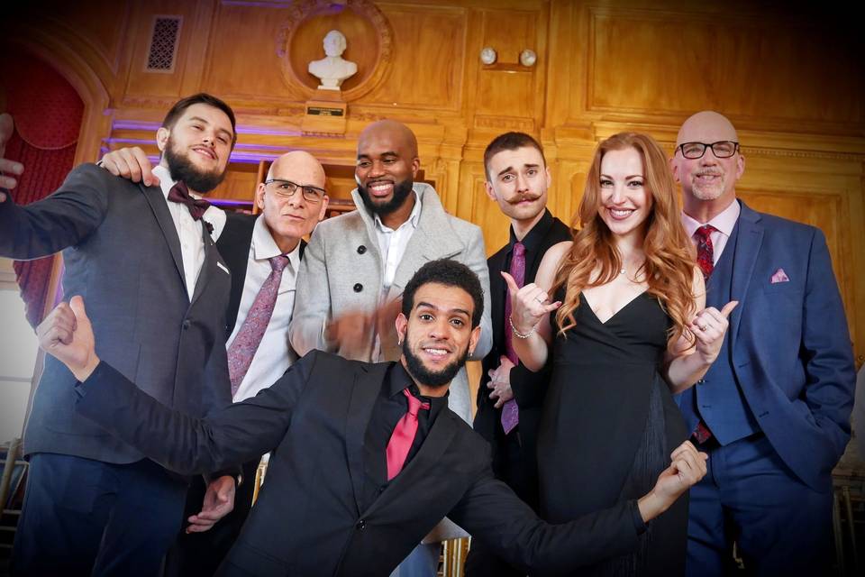 The vibe nyc wedding band at oheka castle