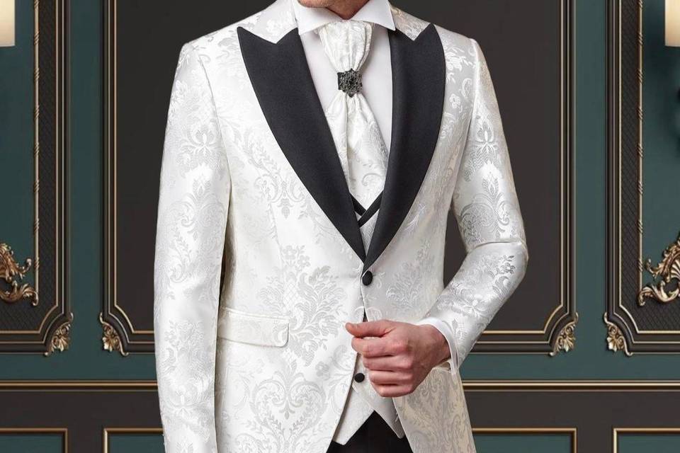 White Floral Peak Lapel Tuxedo