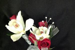 Red & White Corsage & Bout