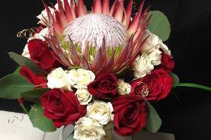 King Protea and Rose Bouquet