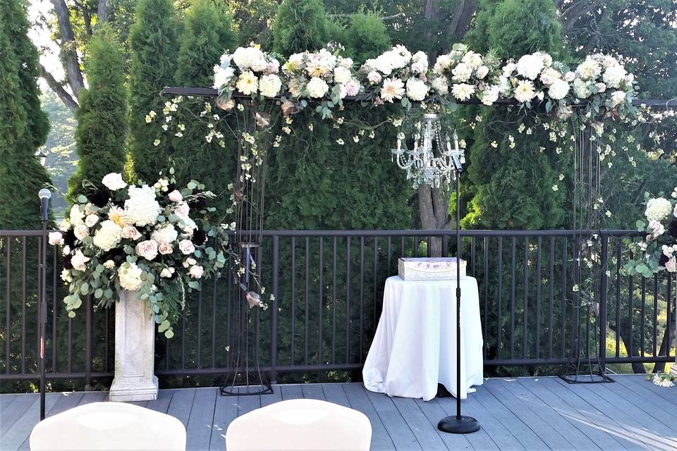 Ceremony arch