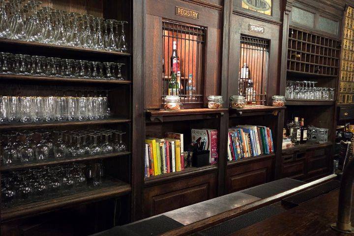 Postal Lounge