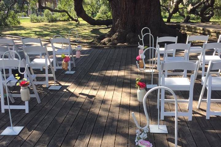 Outdoor ceremony decor setup
