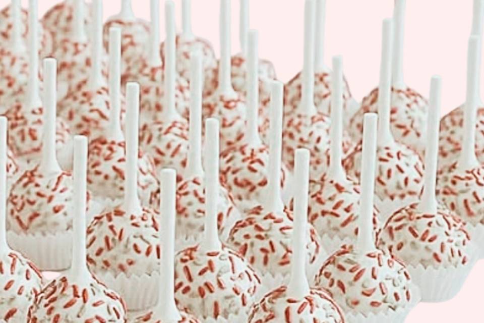 Cake pops in any color