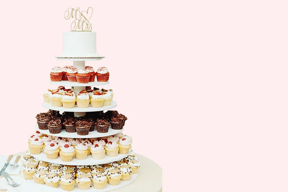 Cupcake towers for the win.