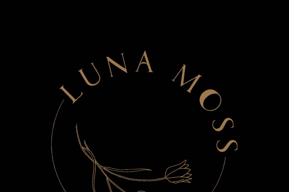 Luna Moss event flowers