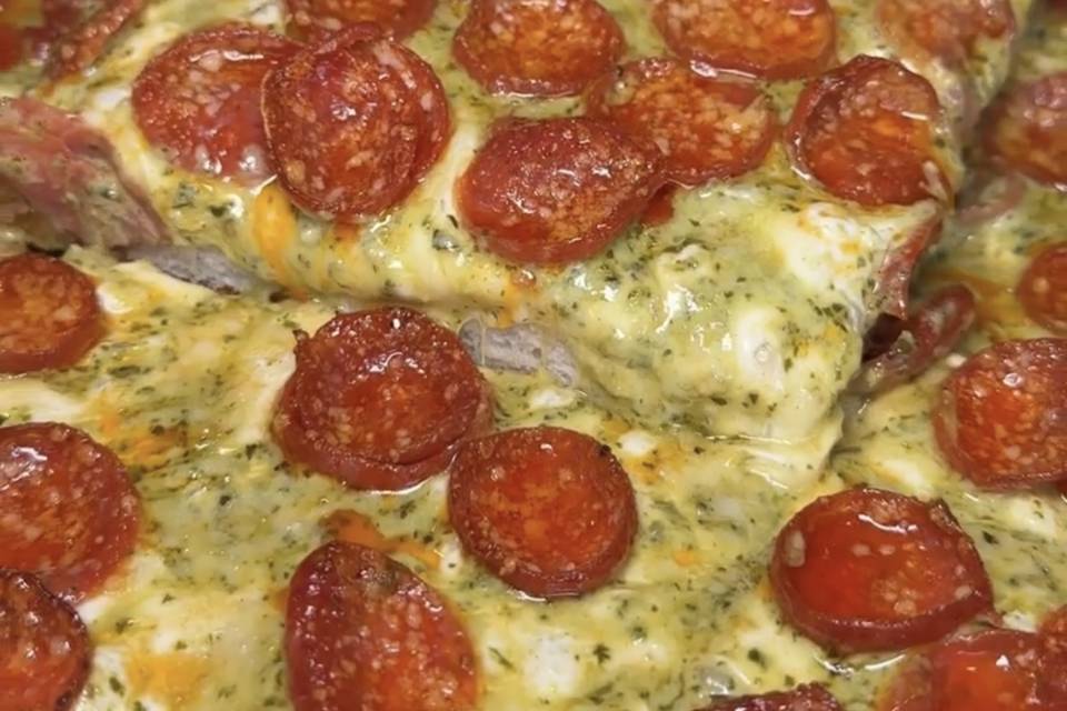 Pesto Pepperoni Slice