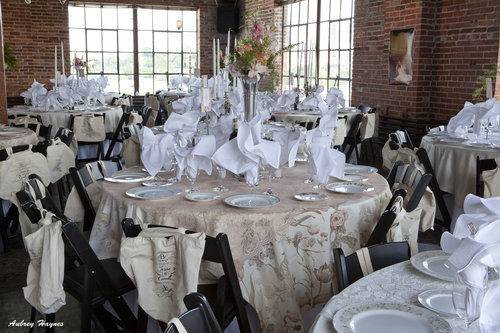 Table setting with centerpiece