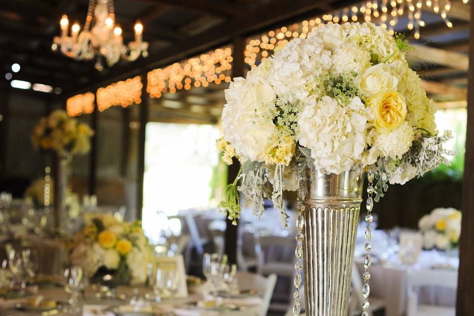 Short and tall centerpieces. Photo by Allison Stahl Studio.