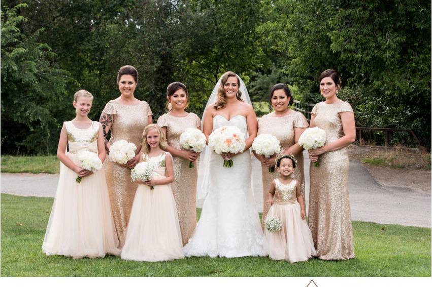 Bride and Bridesmaids bouquets & Flower Girl pomander. Jessica Roman Photography.