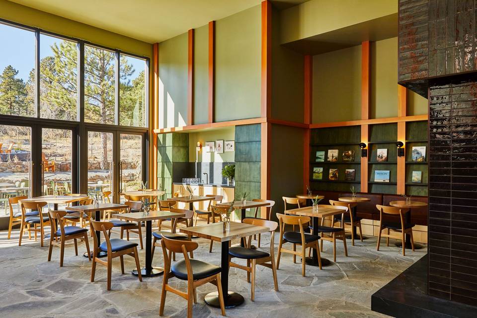 Casa Colina Dining Room at TRM