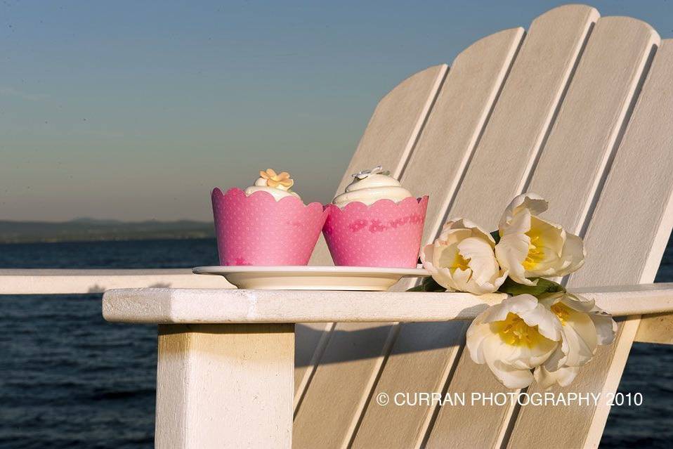 Cupcakes by the beach