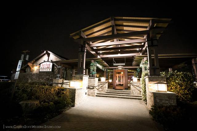 Salt Creek Grille