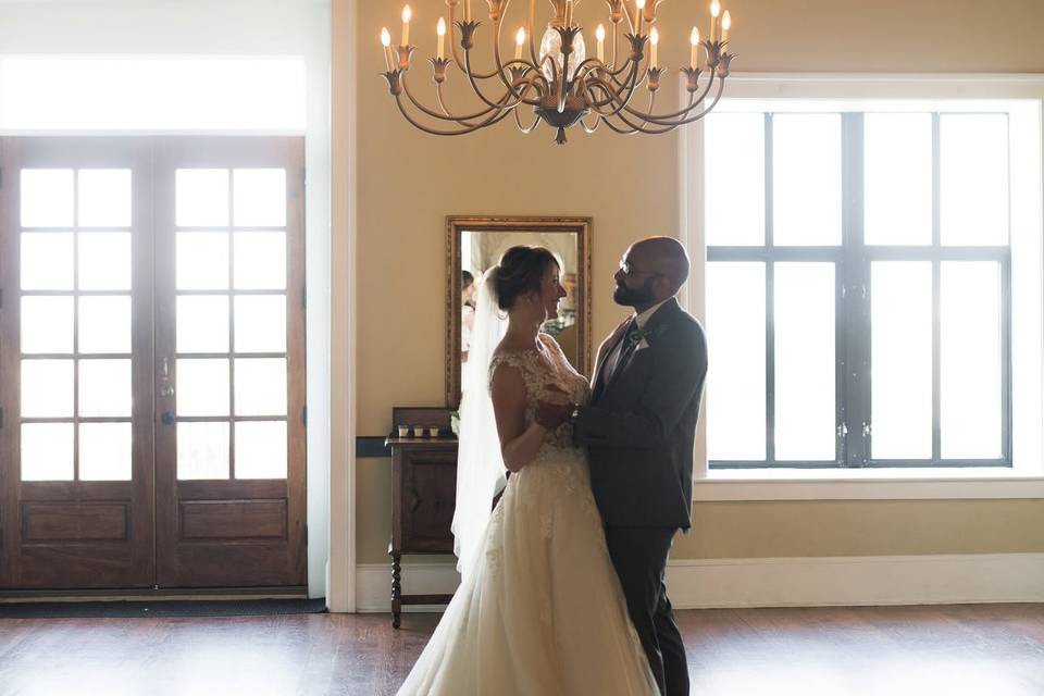 Vic's on the River