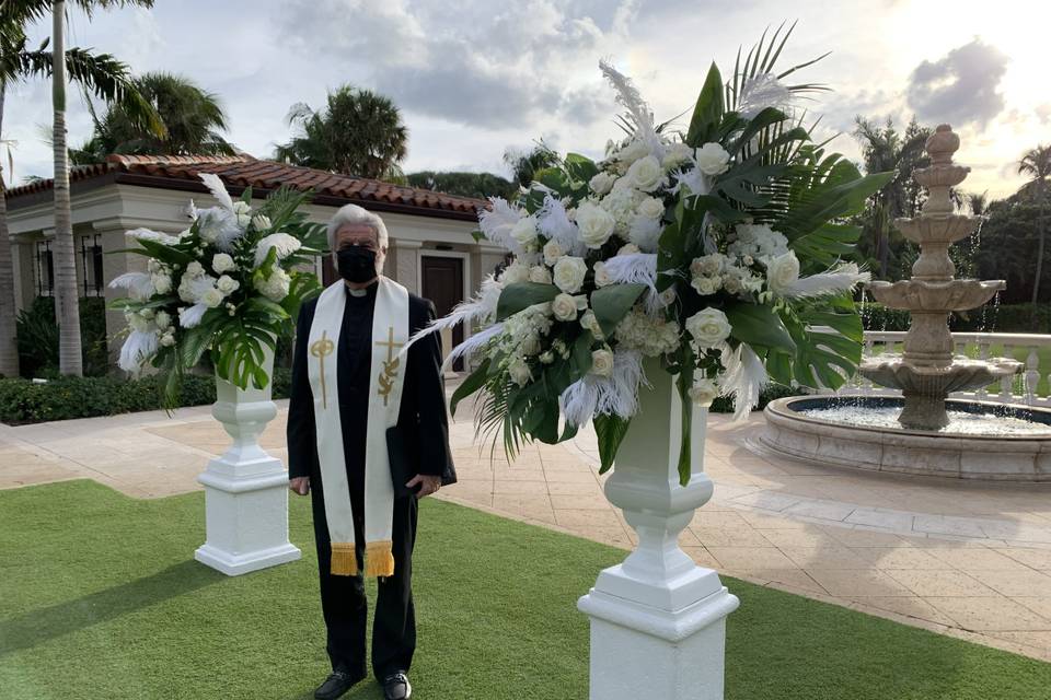 Elegant wedding at Breakers