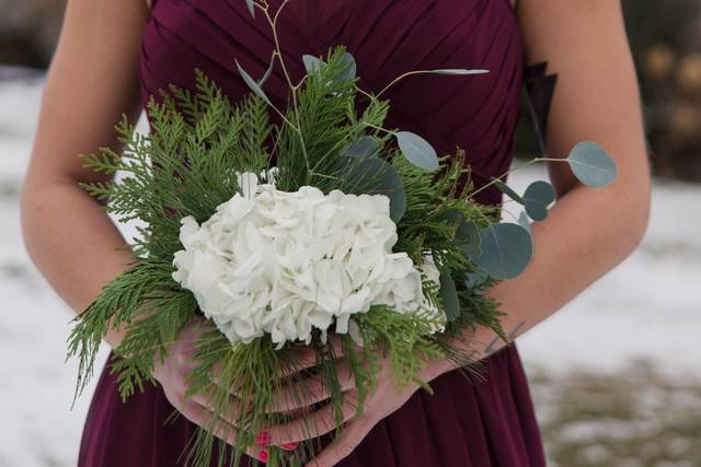 Winter bridesmaid
